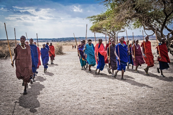 Maasai Clothing & Jewelry: What do the colors mean?